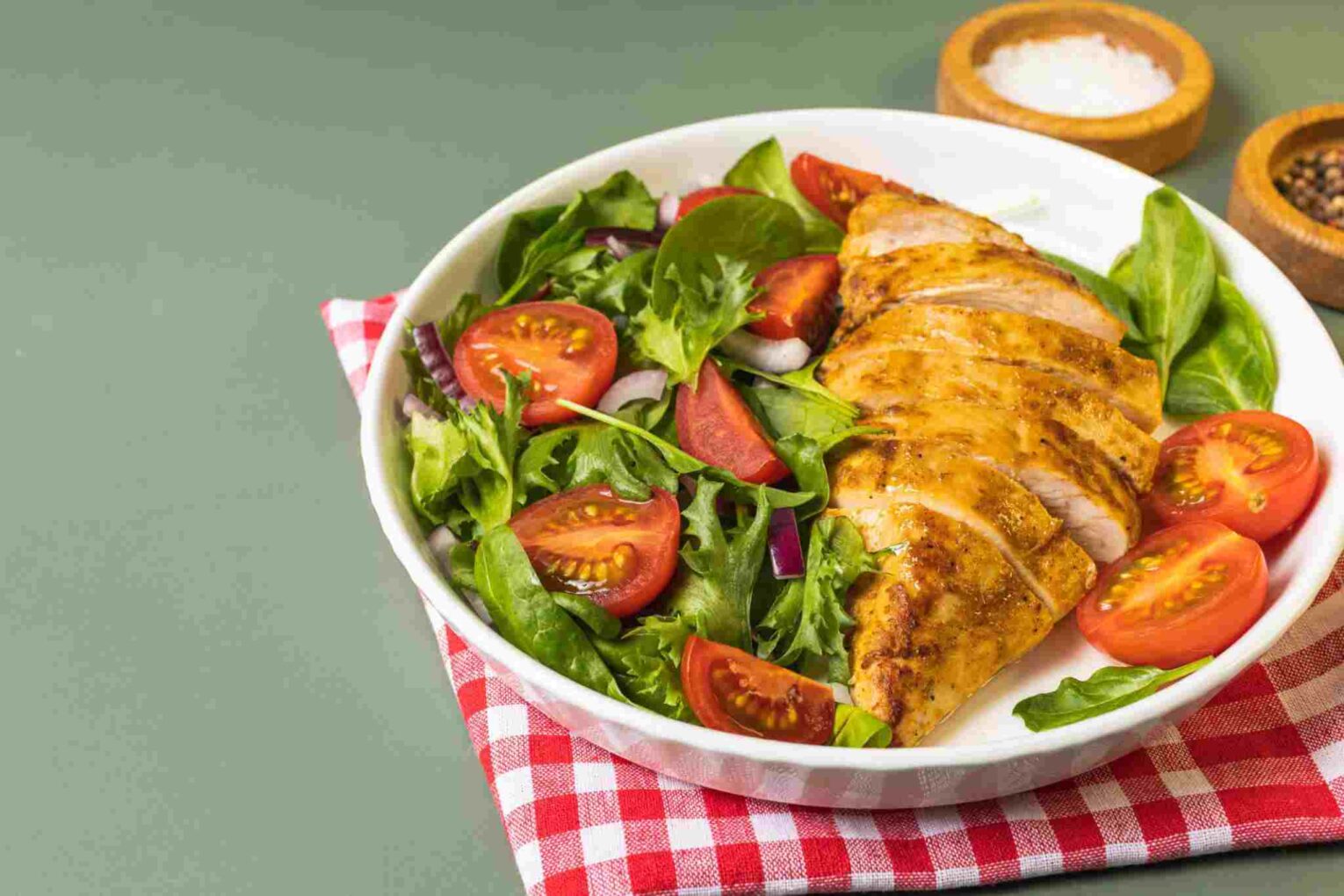 Enjoy the Season Without Overdoing It Simple Tips for Balanced Eating 8 1